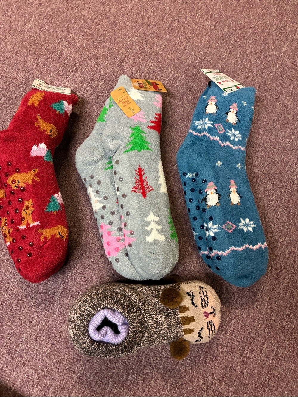 Cozy Fuzzy Non-Slip Christmas Crew Socks - Red, Gray, Blue, Brown